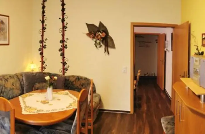 - Tu Mir Gut Apartman